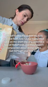 HelloFresh ad — HelloFresh makes kids eat real food, 50% off first box