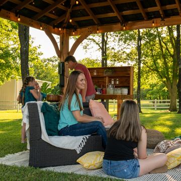 Wayfair ad — Everyday value on a huge home selection