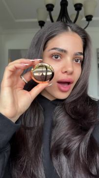 Charlotte Tilbury ad — Smoother, brighter under eyes with Magic Vanish colour corrector