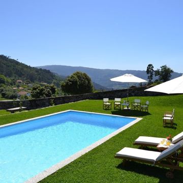 loveholidays ad — Escape to sunny Portugal with a pool villa